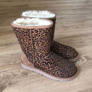 UGG Classic Short Rosette Leopard Boots